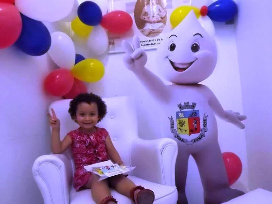 Crianças vacinadas contra pólio recebem kit escolar em Vidal Ramos