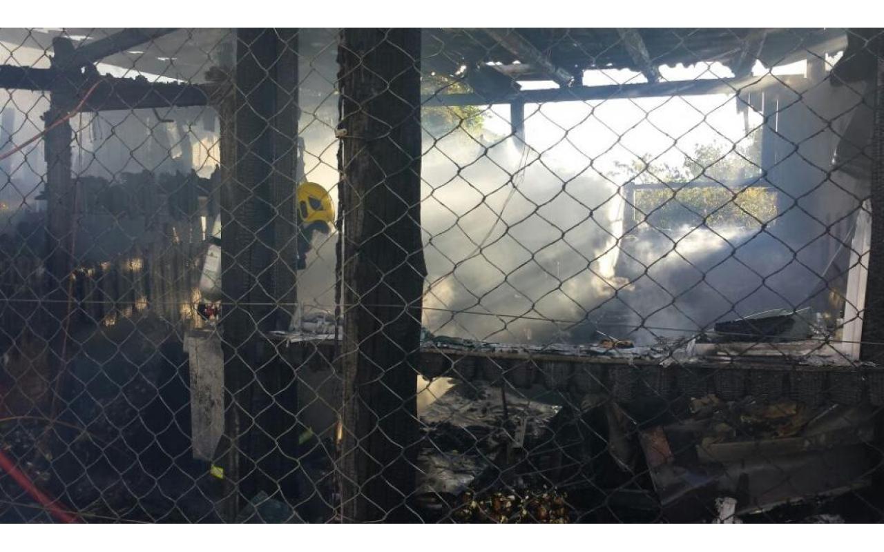 CT Deonas Esportes é parcialmente destruído pelo fogo em Ituporanga