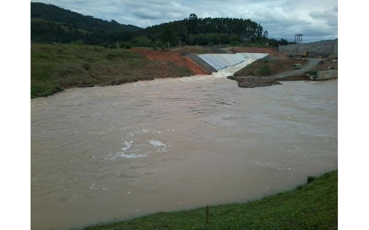 Defesa Civil de Taió esclarece boatos referentes à abertura do canal extravasor da Barragem Oeste 