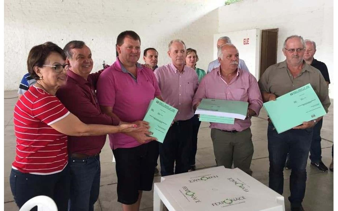 Deputado Aldo entrega oficialmente projeto de ligação asfáltica entre Ituporanga e Atalanta