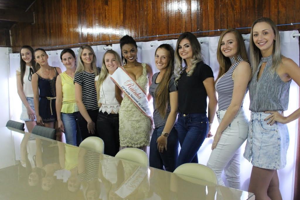 Dez jovens disputam a coroa de Rainha e Princesas da Festa da Cebola 2017