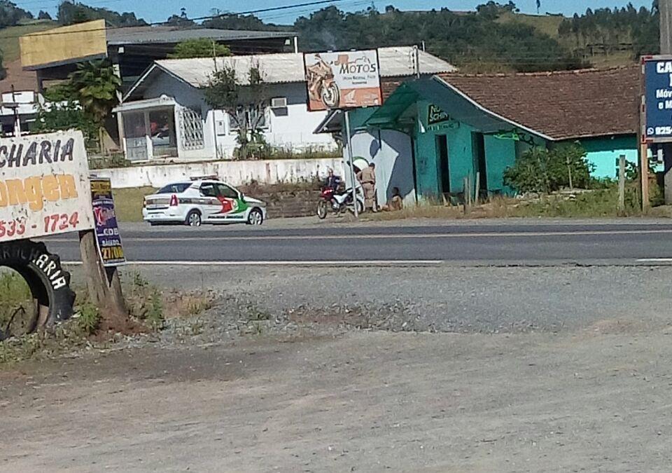 Dois homens são presos e motocicleta é recuperada em Ituporanga