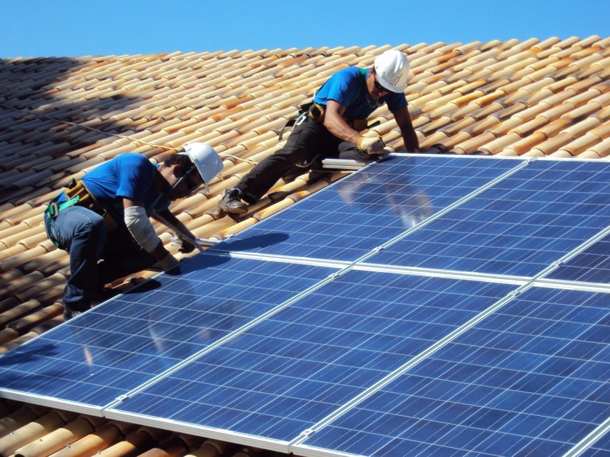 Em expansão no Alto Vale, sistema de energia solar pode gerar economia aos consumidores