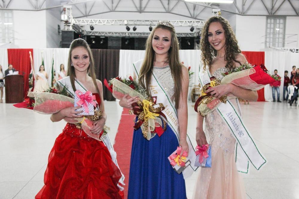 Escolhidas a Rainha e Princesas de Atalanta 