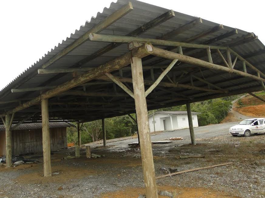 Galpões vão melhorar infraestrutura do parque da Doce Festa em Vidal Ramos