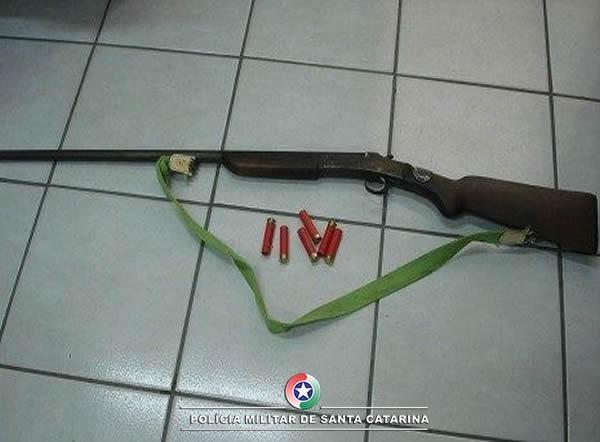 Homem com mandado de prisão em aberto é preso em Petrolândia  