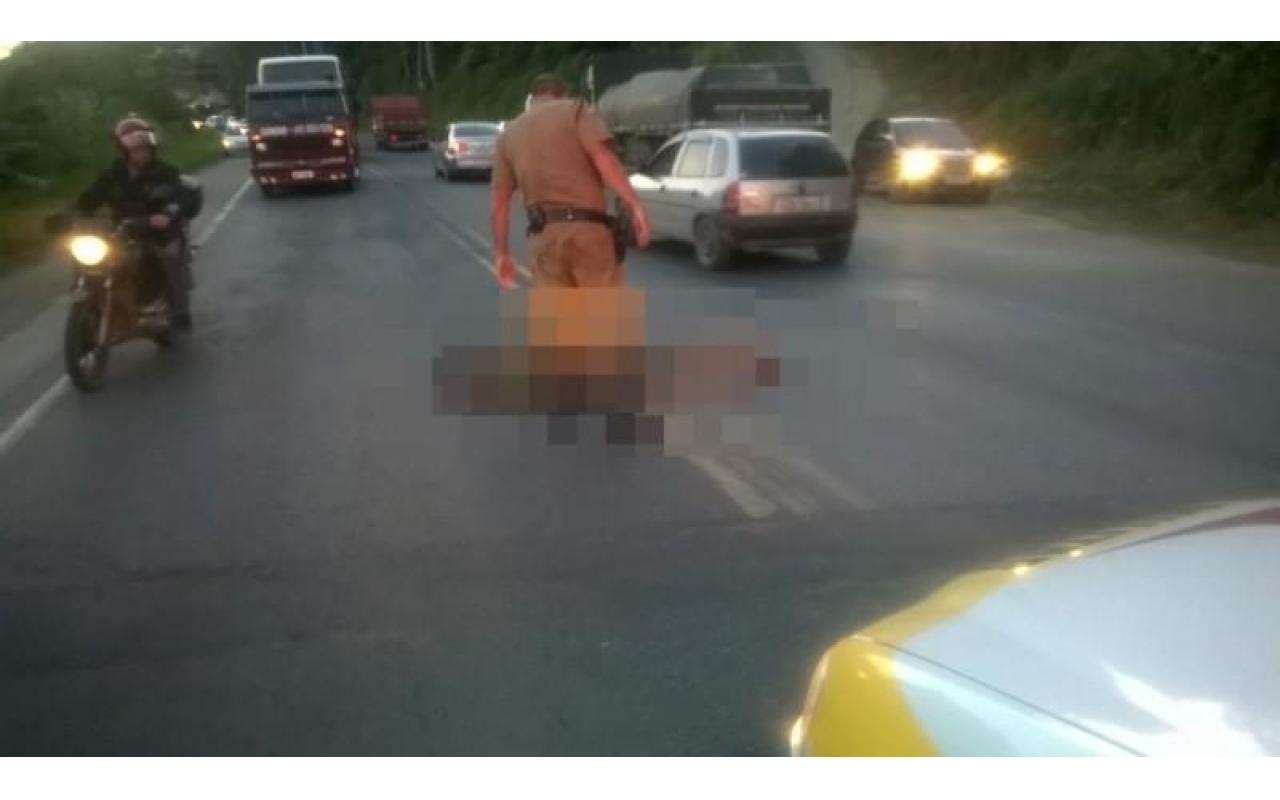 Homem é atropelado por caminhão na BR-470, em Rio do Sul