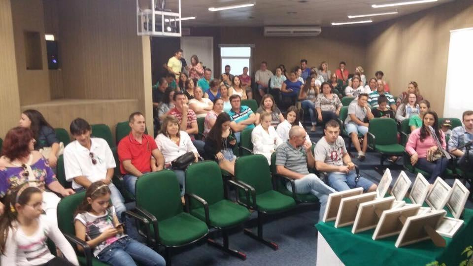 Hospital Regional Alto Vale realiza evento em homenagem a famílias de doadores de órgãos