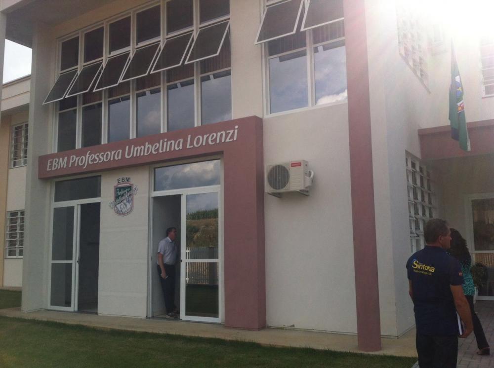 Inaugurada nova estrutura da Escola Municipal Umbelina Lorenzi em Imbuia