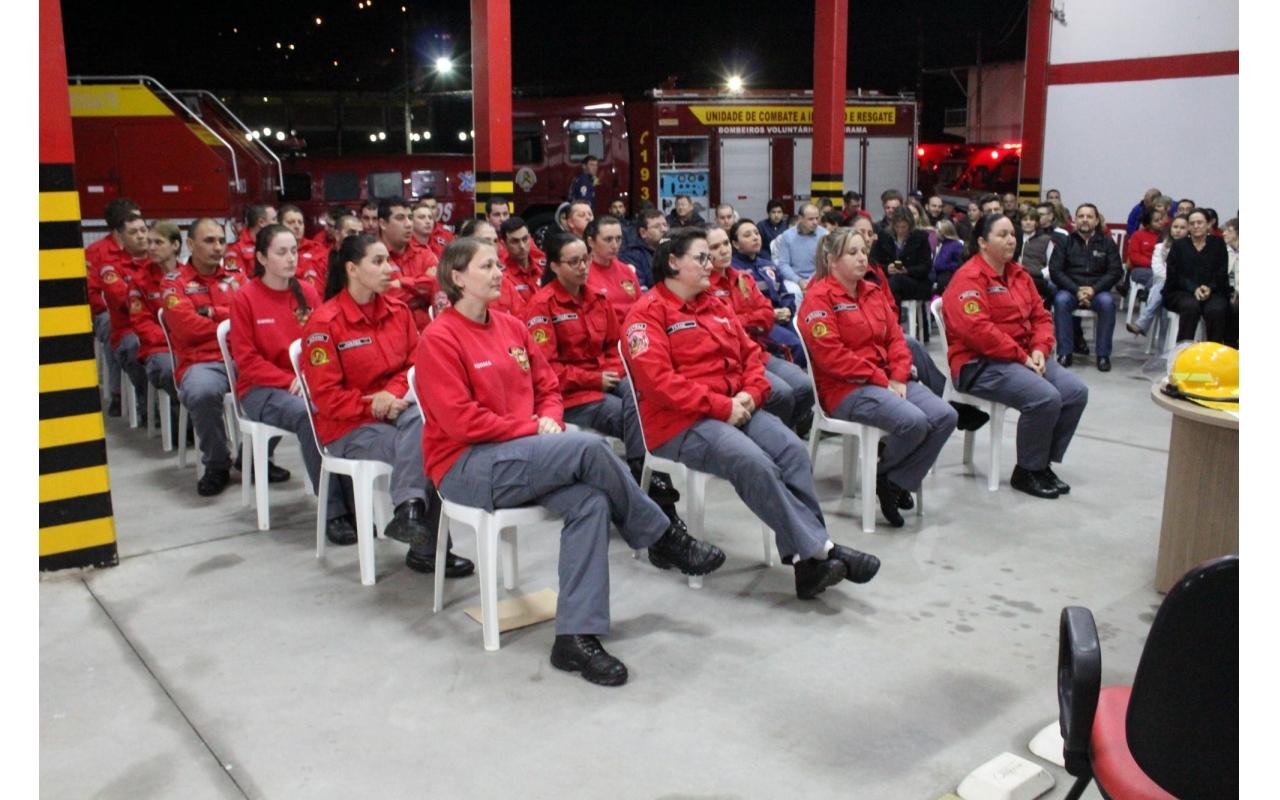 Instrutores e Bombeiros Voluntários de Presidente Getúlio participam de Capacitação durante seis meses