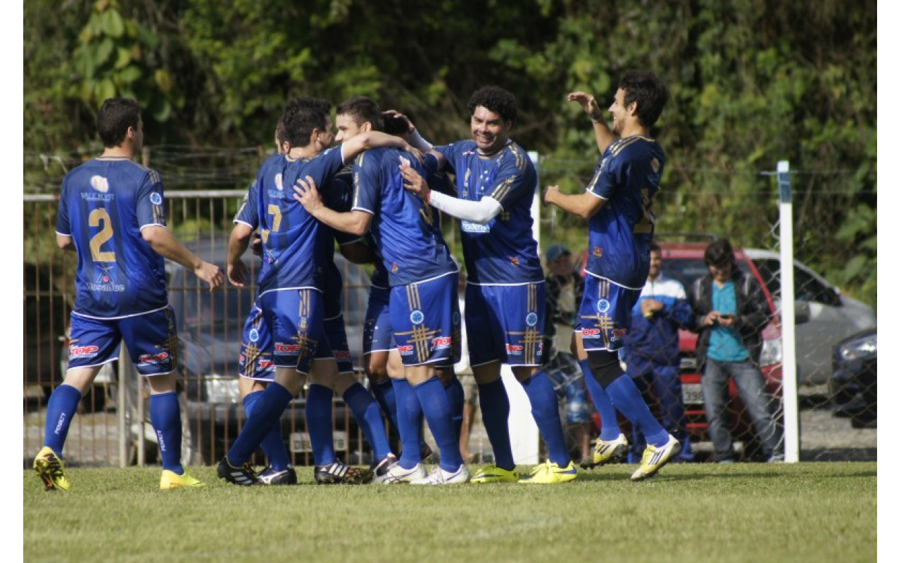 Liga: Cruzeiro é o melhor time da 1ª fase do Regional