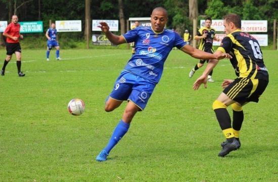 Liga: Cruzeiro e Rio do Sul garantem vantagem na LRF