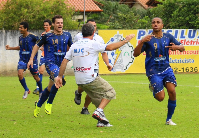 Liga: Cruzeiro e União garantem boa vantagem no Regional  