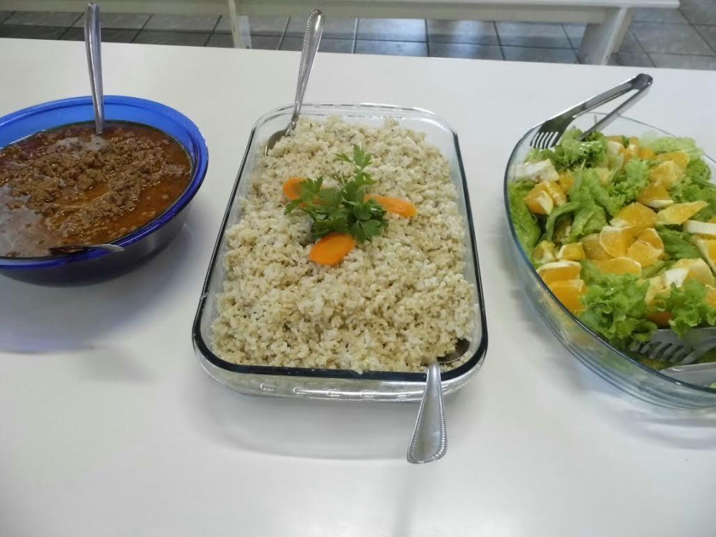 Merenda escolar contribui com agricultura familiar em Petrolândia