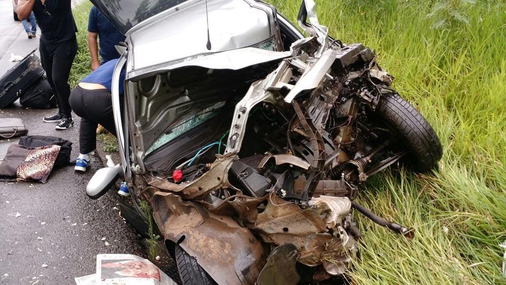 Mulher morre após batida entre carro e ônibus na BR-282 em Alfredo Wagner
