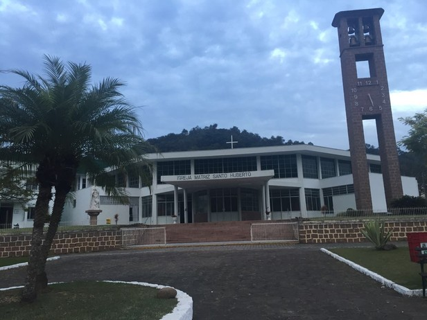 Padre é afastado de igreja em Ibirama após condenação por abuso sexual 