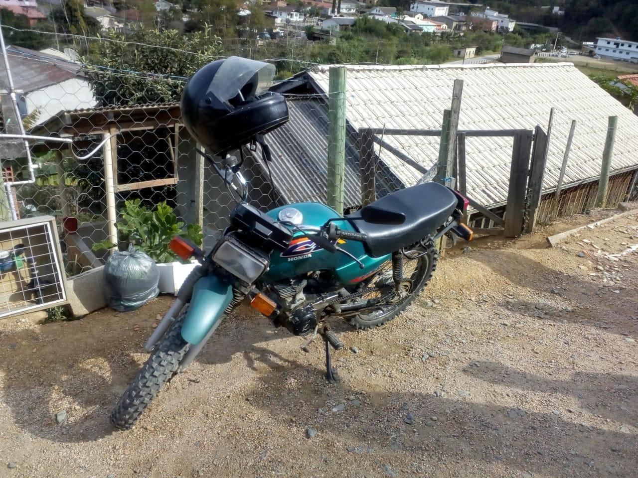PM de Alfredo Wagner recupera moto roubada