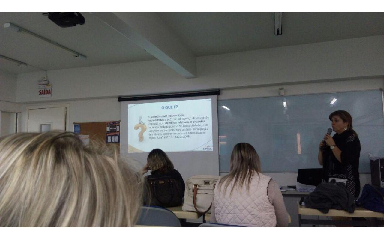 Professores participam de capacitações, em Petrolândia 
