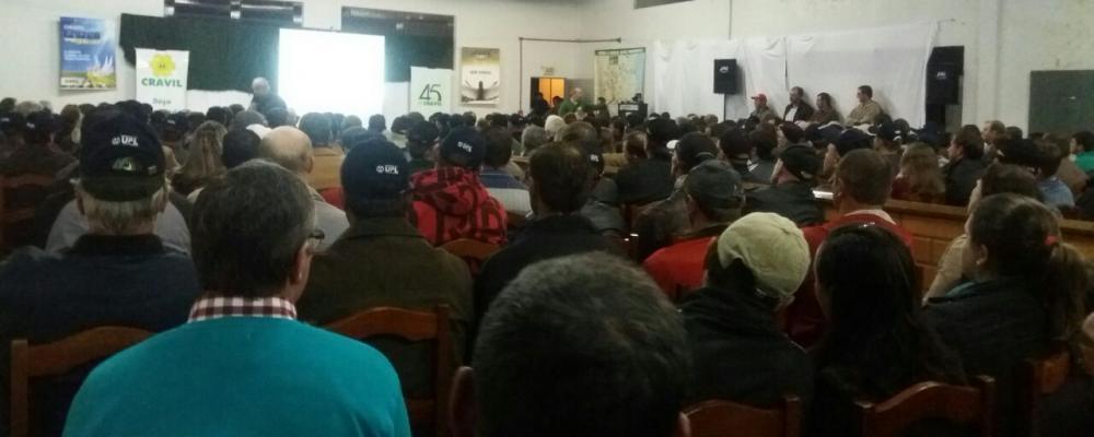 Próximo trimestre deve ter chuva mal distribuída e geada fora de época