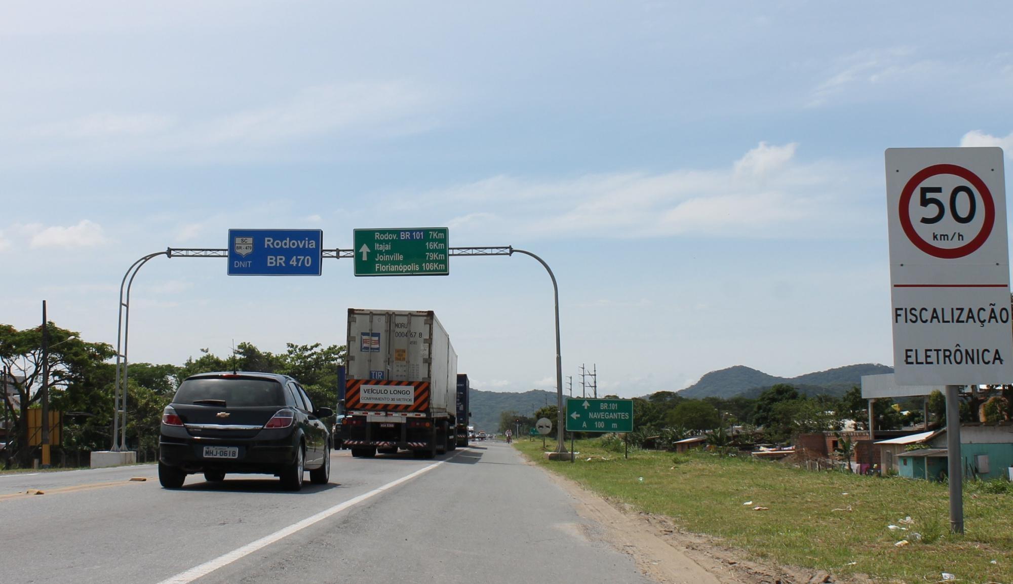 Radares ao longo da BR-470 já estão descobertos a pedido do DNIT de Rio do Sul 