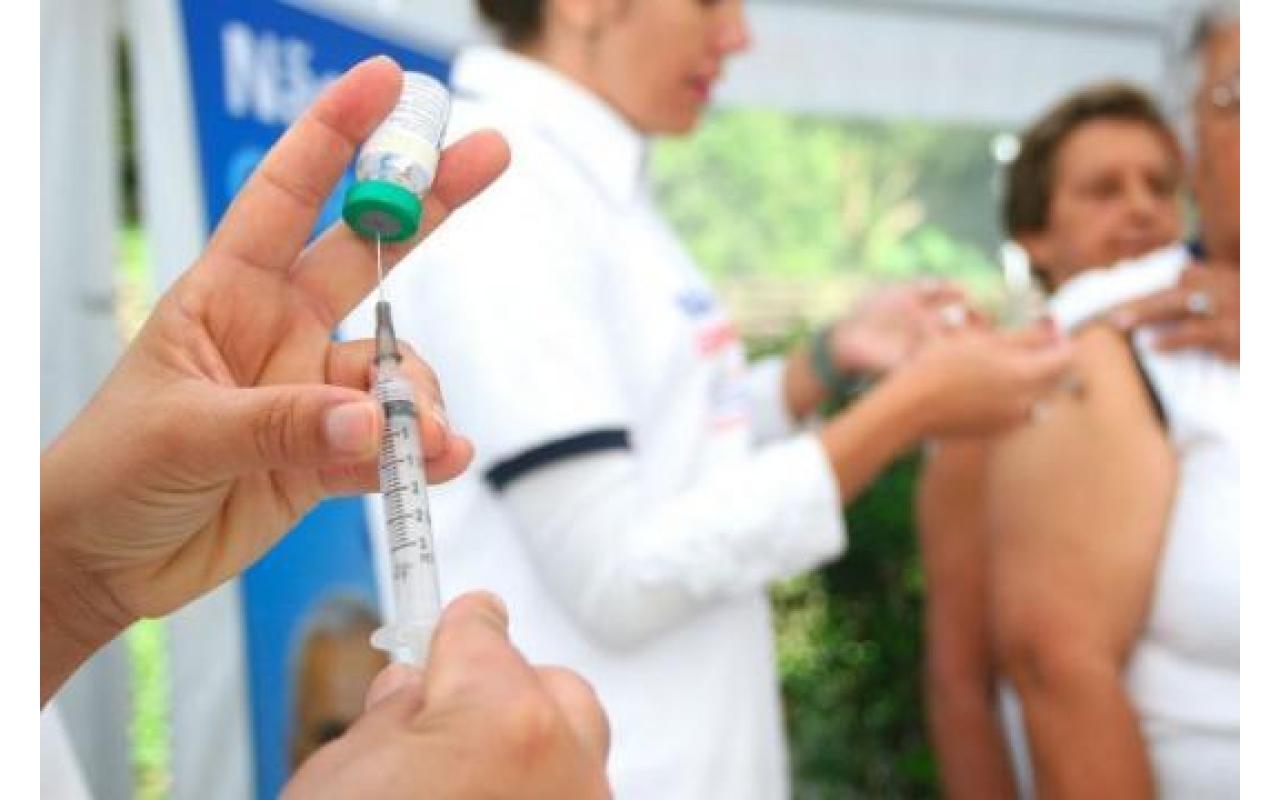 Dia 'D' de vacinação contra a gripe é realizado neste sábado