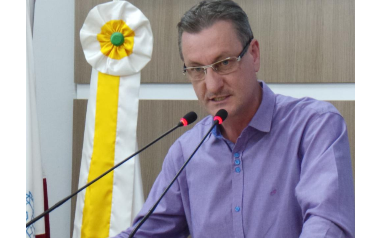 Vereador cobra explicações para falta de medicamentos na farmácia básica da prefeitura de Ituporanga  