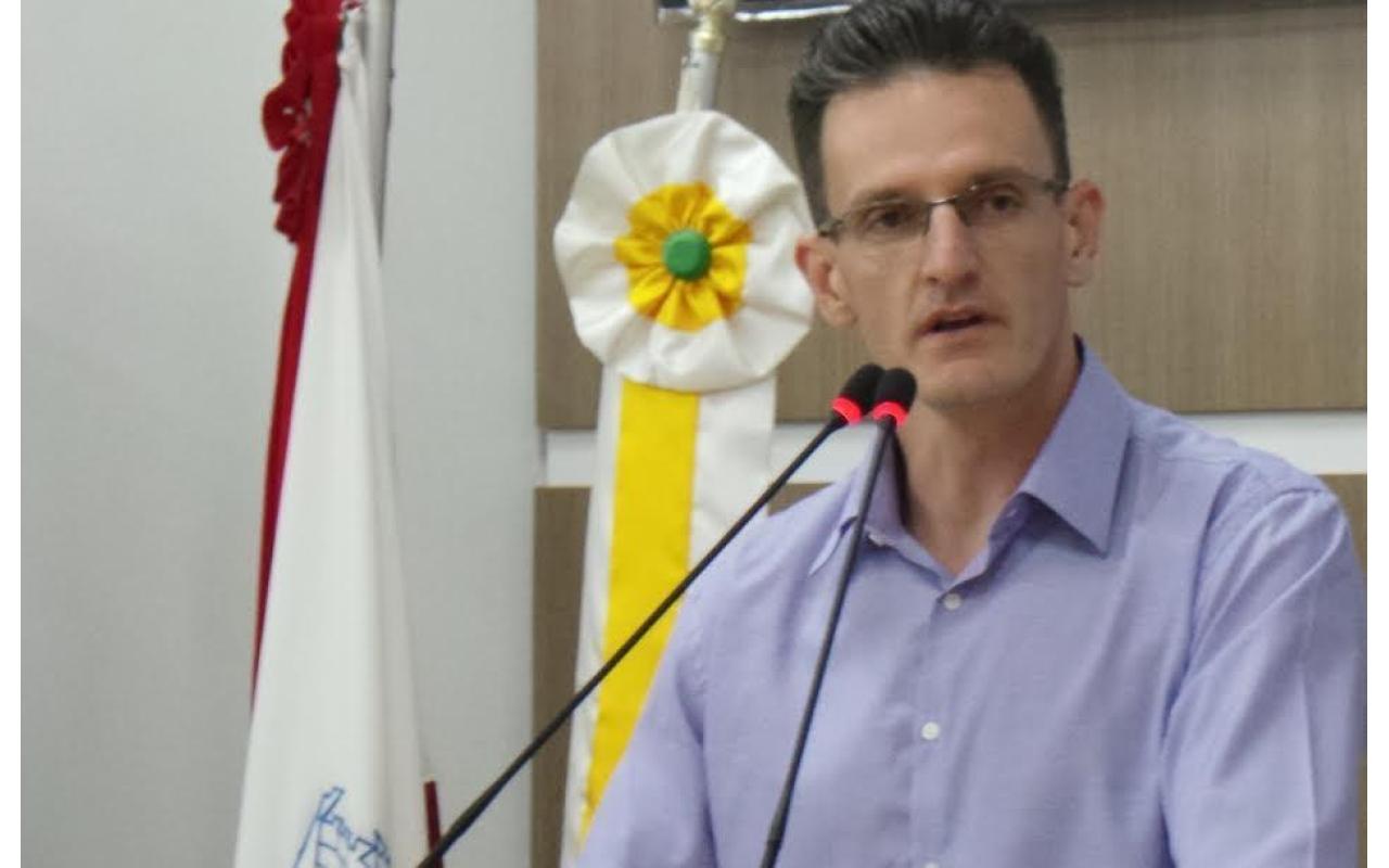 Vereador questiona burocracia na emissão de alvarás em Ituporanga