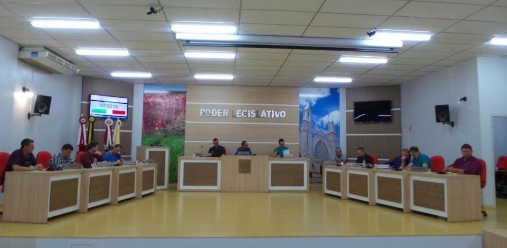 Vereadores de Ituporanga aprovam projeto que sugere colocação do símbolo do autismo nas placas de atendimento preferencial