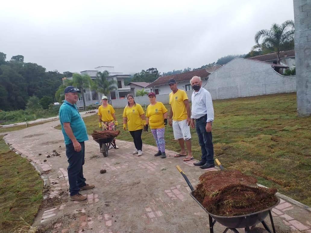 Nova praça do bairro Boa Vista em Ituporanga está em fase final de execução 