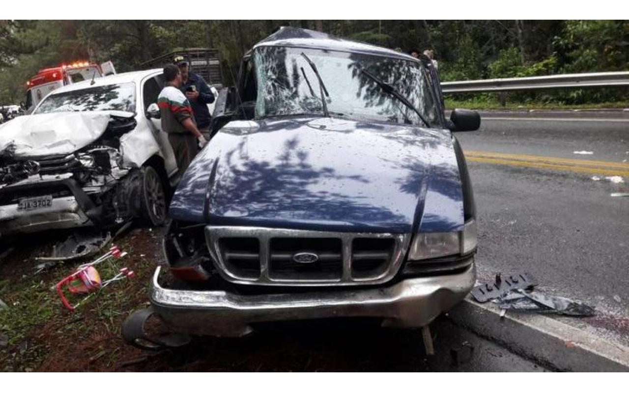 Nove pessoas morrem em acidentes nas rodovias de SC neste fim de semana