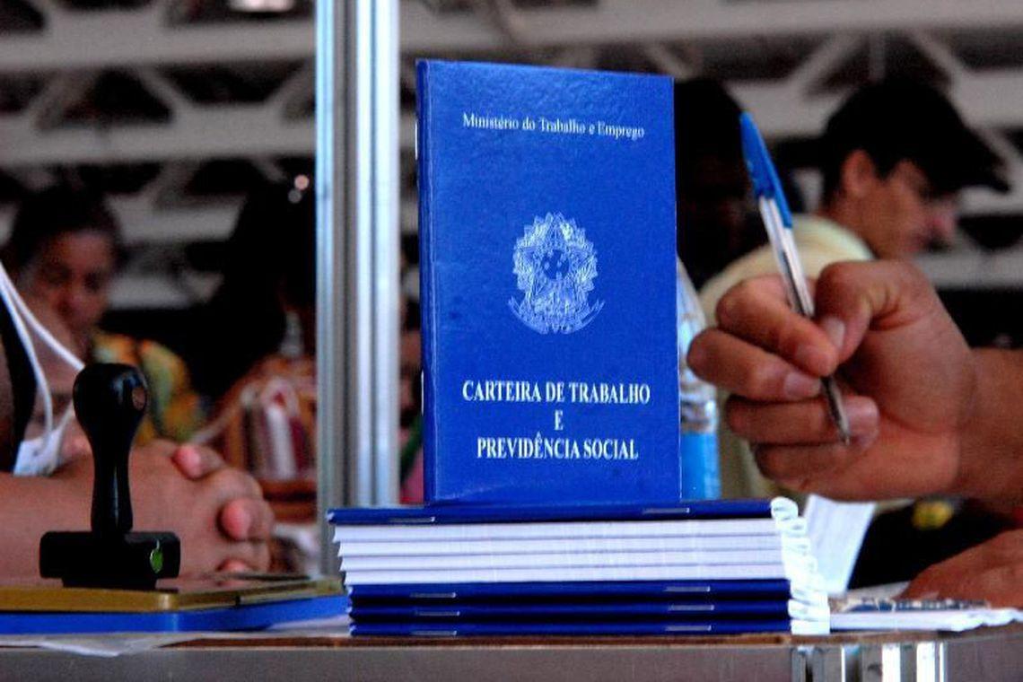 Número de desempregados recua 5,3% do primeiro para segundo trimestre