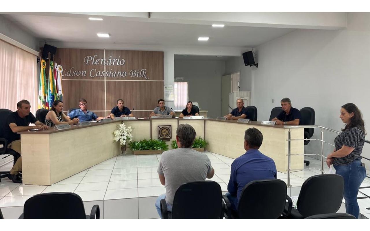 Obras em andamento em Chapadão do Lageado foram os principais assuntos debatidos na sessão desta terça-feira (21)