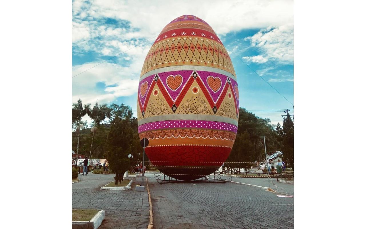 Ovo decorado de Páscoa de Pomerode é reconhecido o maior do mundo