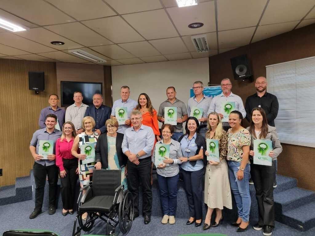 Pacientes de 14 hospitais do Alto Vale serão beneficiados com cadeiras de rodas especiais