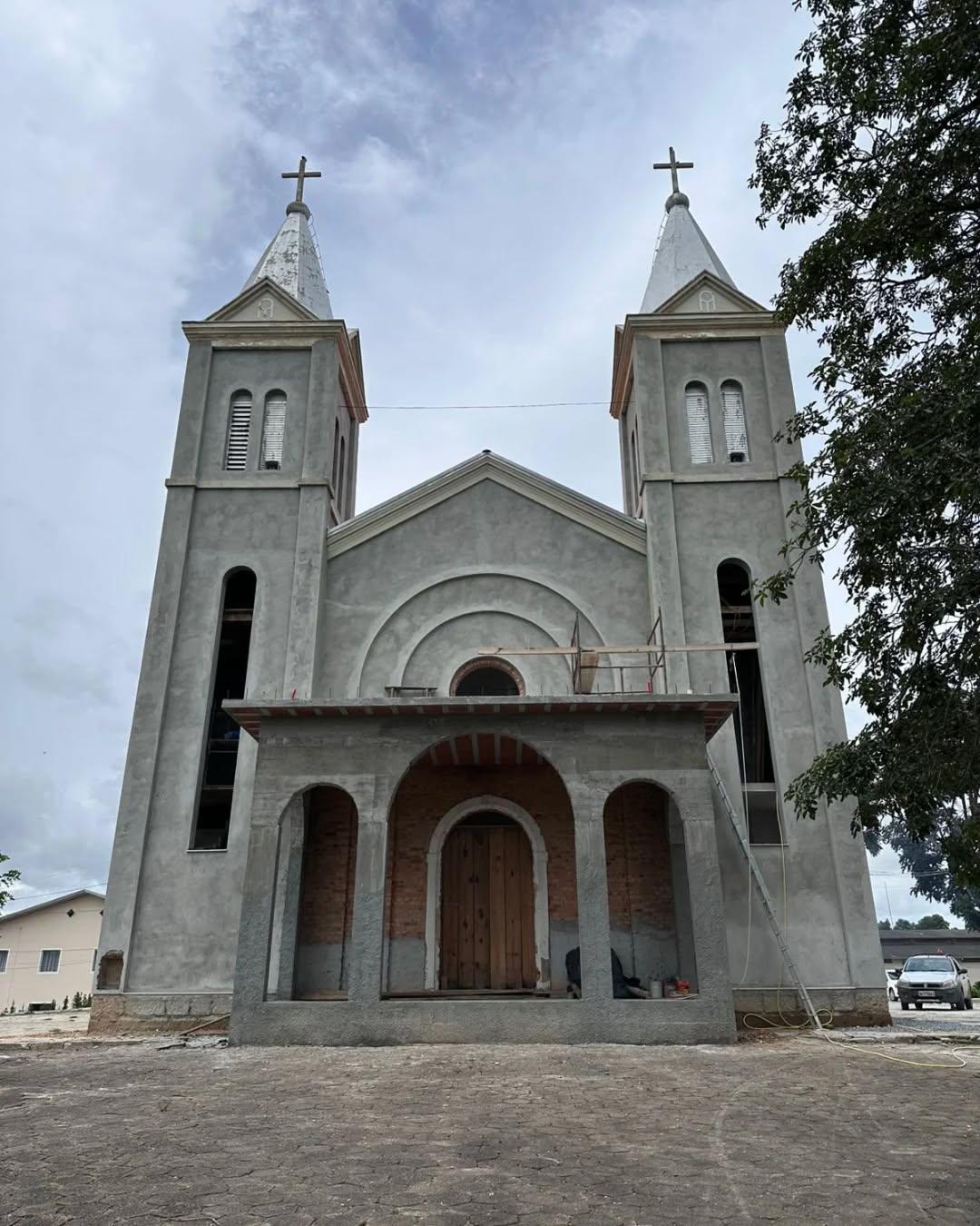 Paróquia Santo Antônio de Imbuia passa por reforma e realiza festa nesse fim de semana