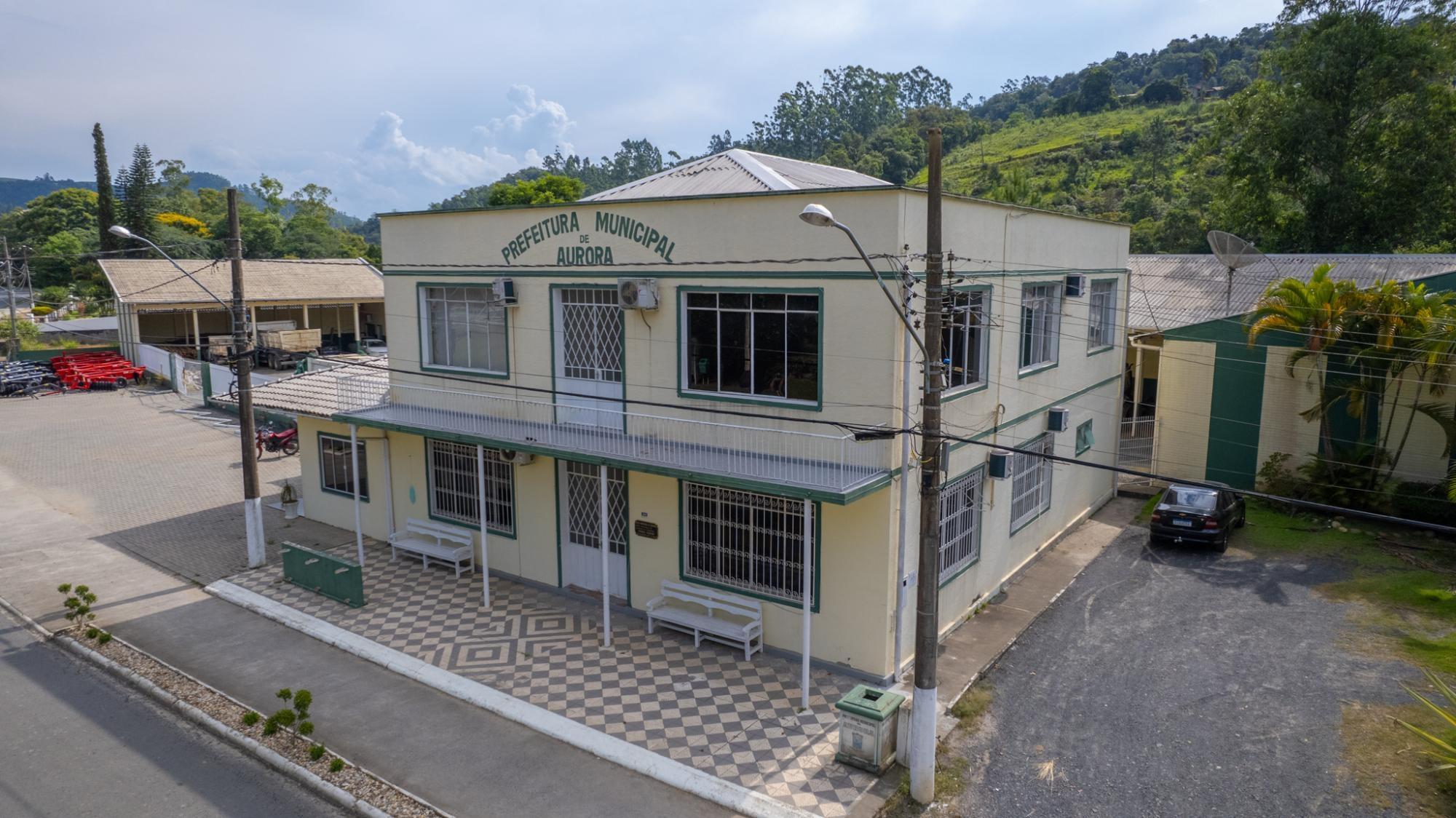 Pavimentação no Fundos Aurora inicia com investimento de mais de R$ 1 milhão
