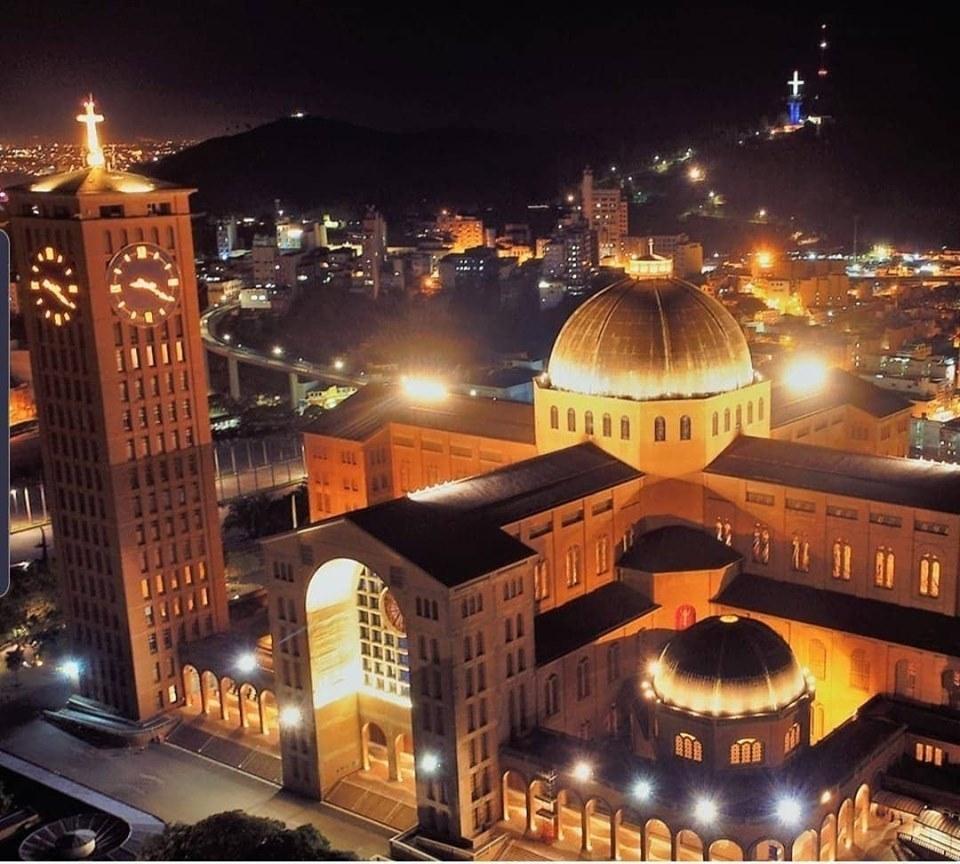Pelo menos 1.800 fieis do Alto Vale viajam para Aparecida em excursão organizada pela Diocese de Rio do Sul