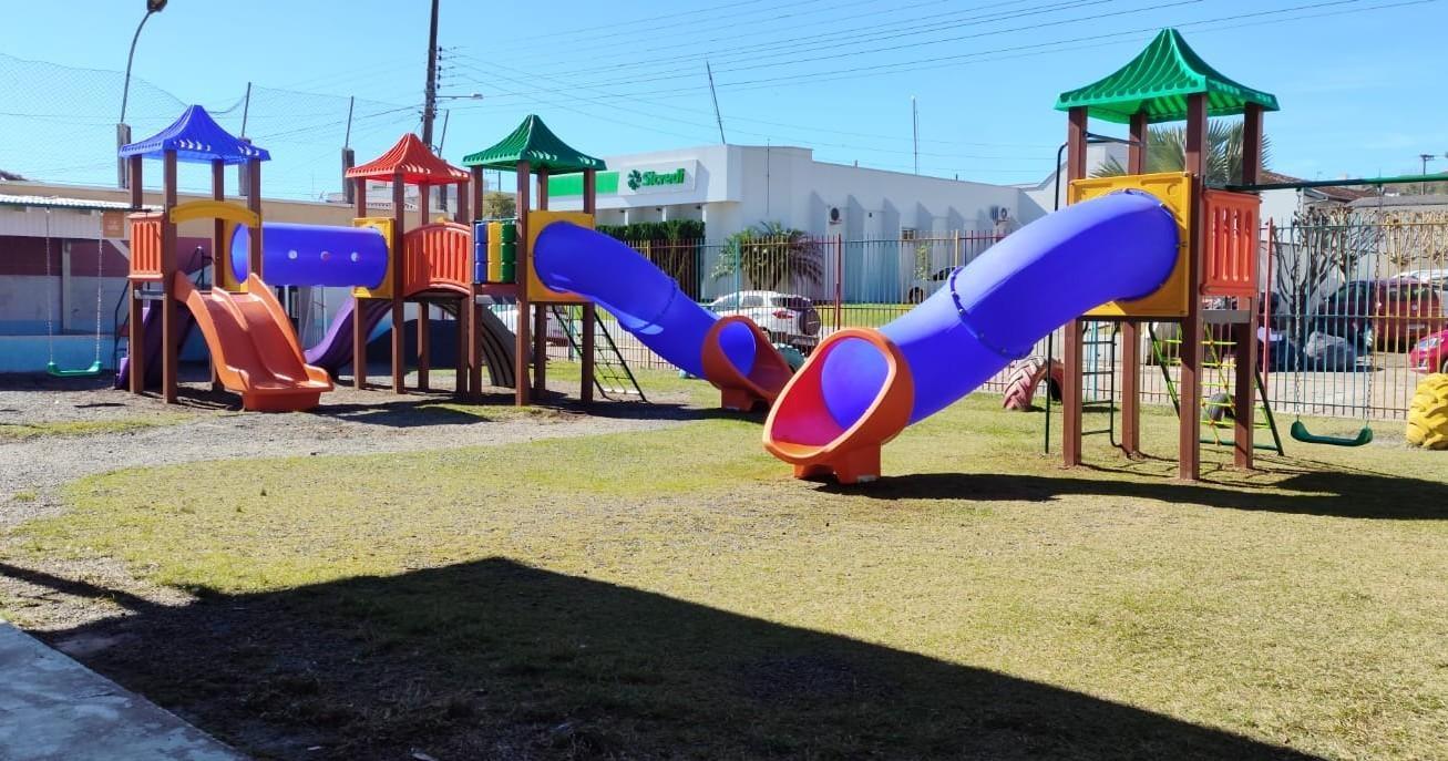 Petrolândia terá novos parques infantis; Pingo de Gente já recebeu novos playgrounds
