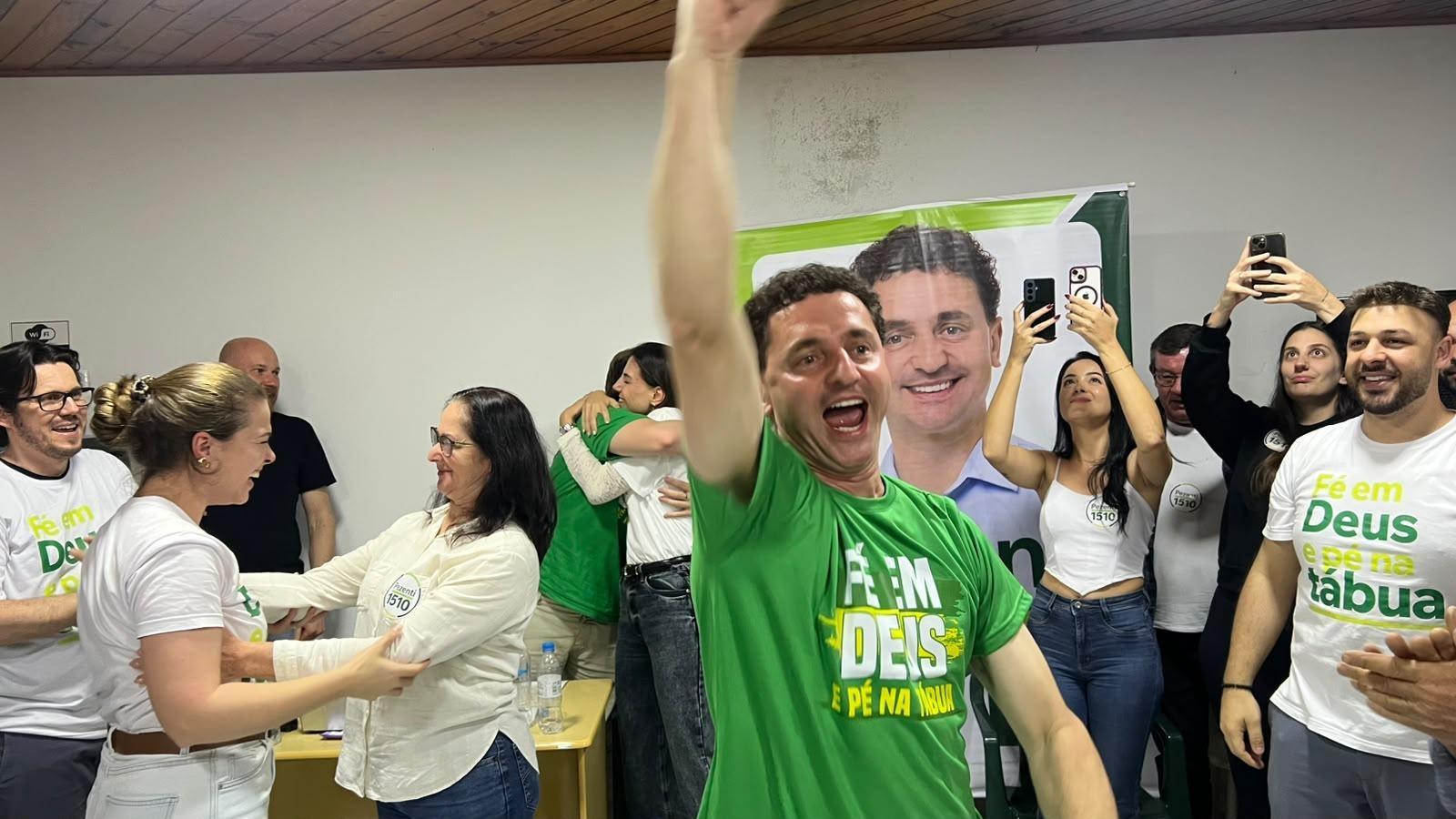Pezenti atribui reeleição com mais de 125 mil votos ao trabalho do mandato
