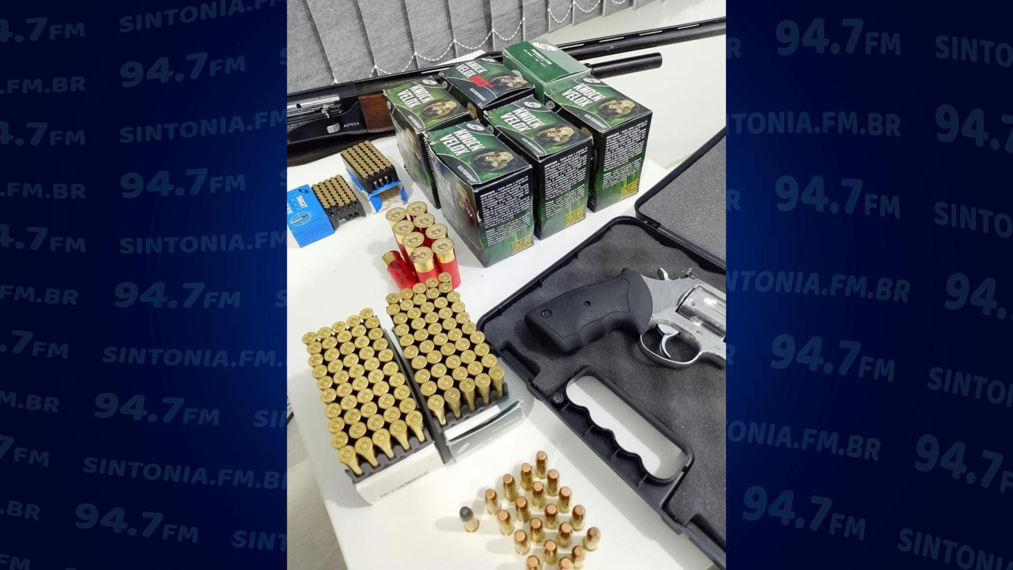 Polícia Civil apreende armas e mais de 370 munições em Pouso Redondo