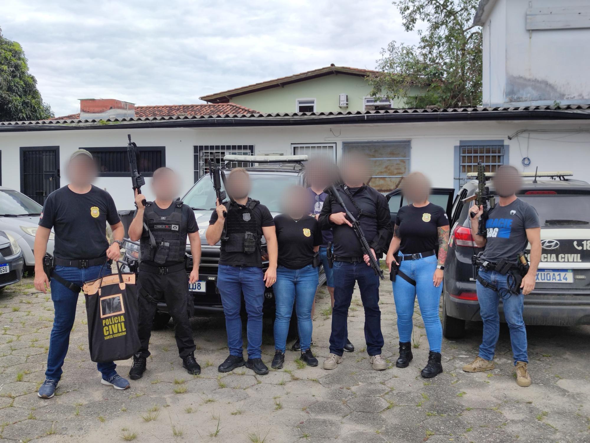 Polícia Civil de Ituporanga cumpre cinco mandados de busca e apreensão