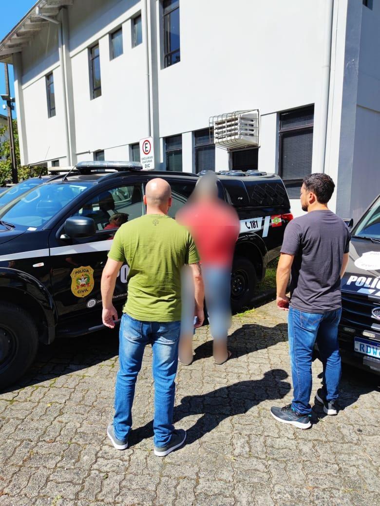 Polícia Civil de Ituporanga prende foragido da justiça de São Paulo