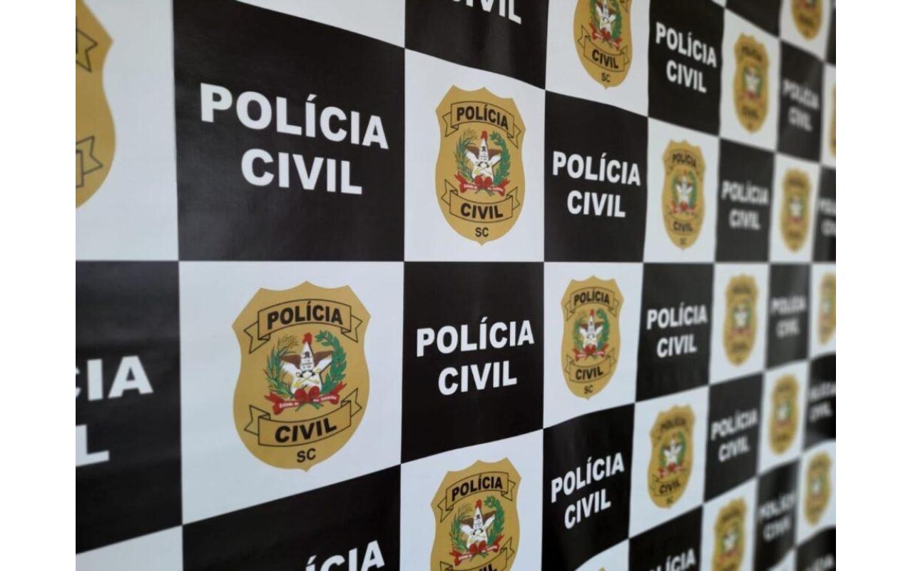  Polícia Civil prende homem em flagrante delito pela prática do crime de tráfico de drogas