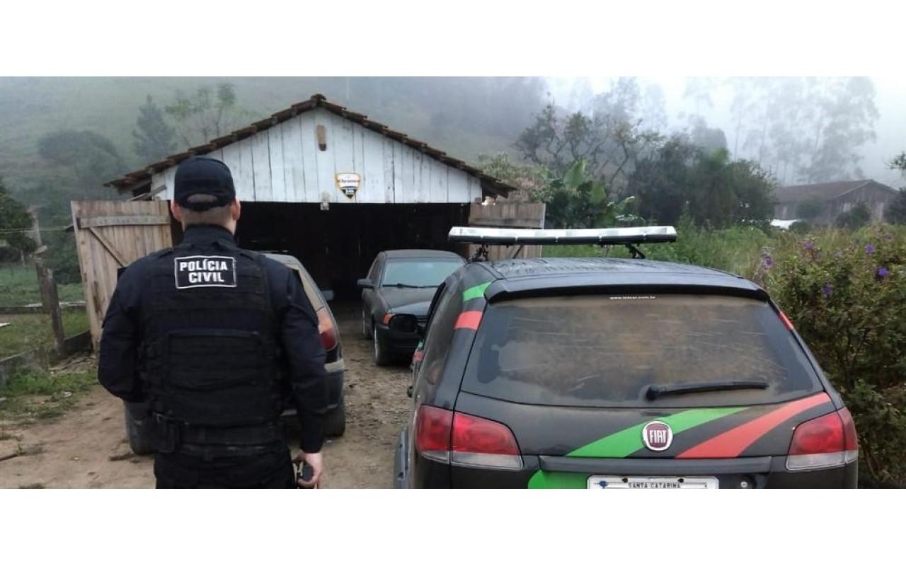 Polícia Civil prende três suspeitos de roubo a bancos no Alto Vale do Itajaí