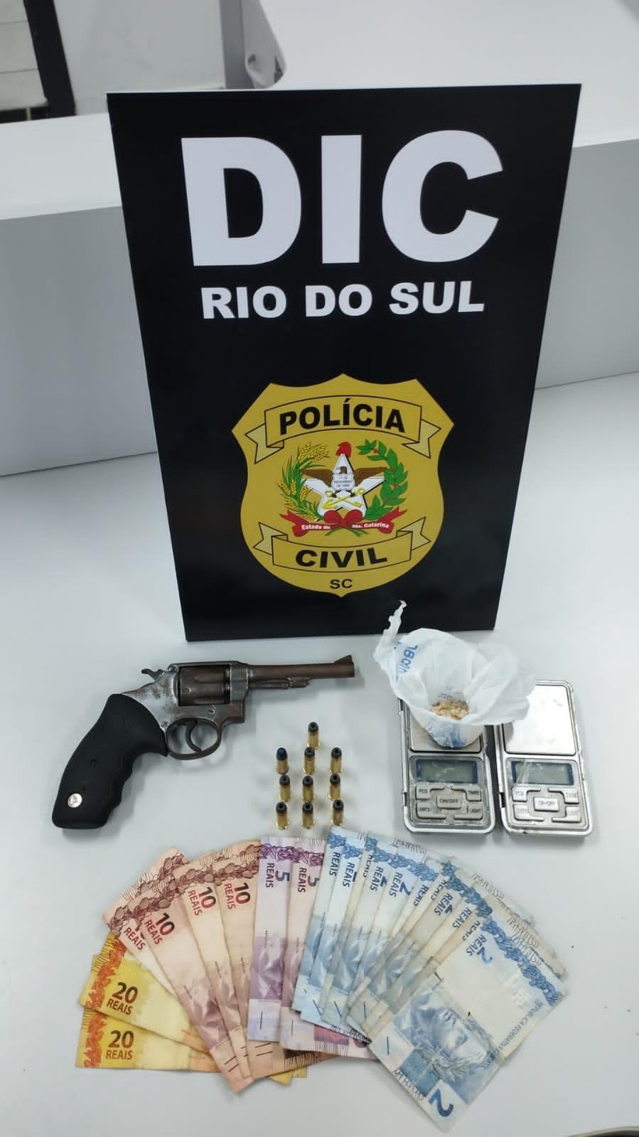 Polícia Civil realiza prisão em flagrante de traficante no Alto Vale