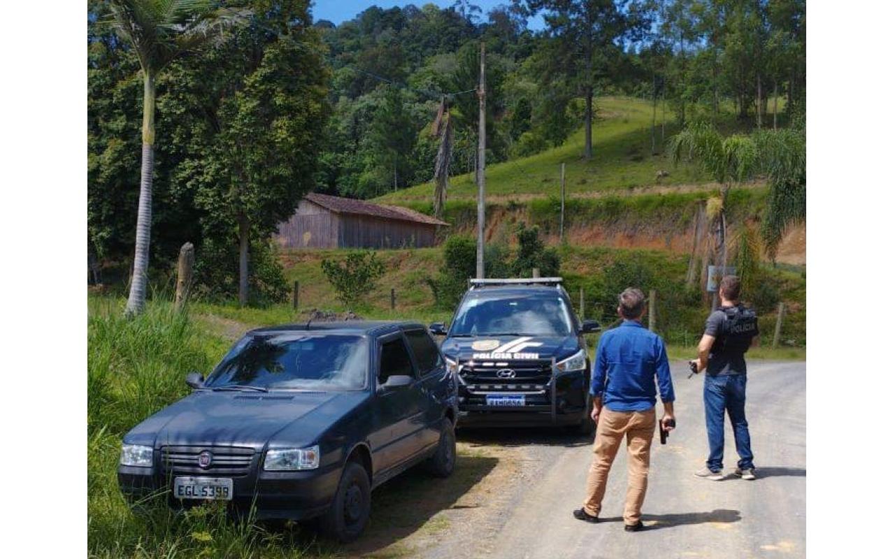 Polícia Civil recupera carro que foi levado em assalto em Rio do Sul