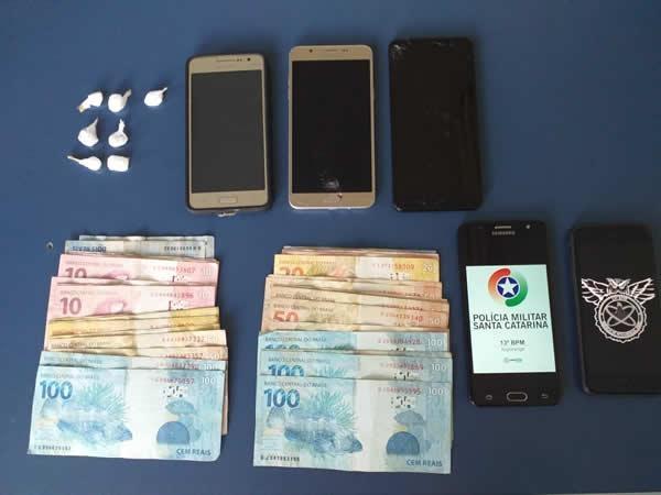 Polícia Militar prende dupla por tráfico de drogas em Ituporanga  