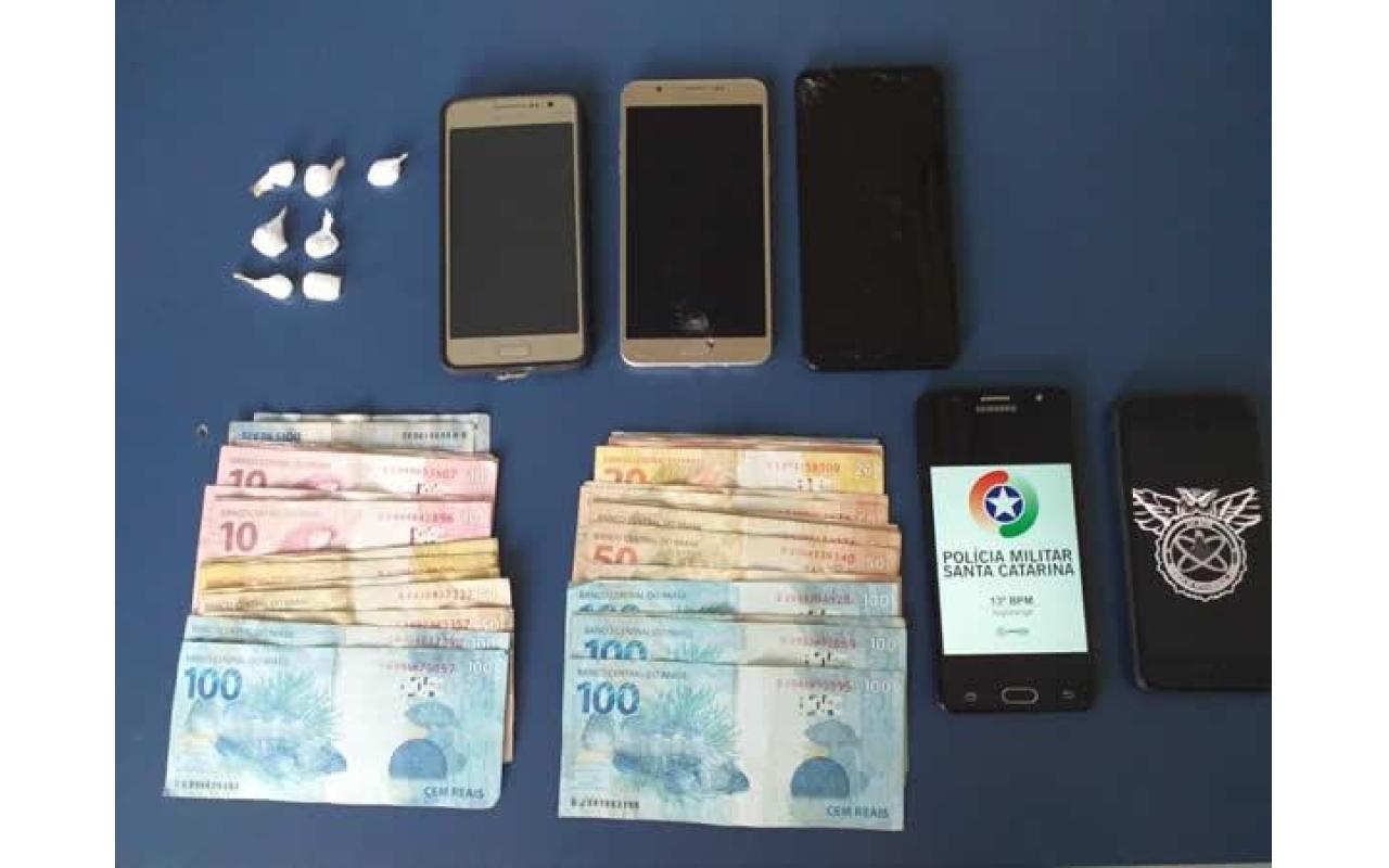 Polícia Militar prende dupla por tráfico de drogas em Ituporanga  
