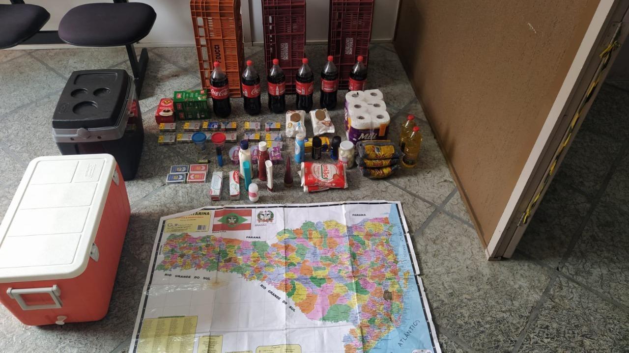 Polícia Militar prende suspeitos de repassarem cheques falsificados no Alto Vale 