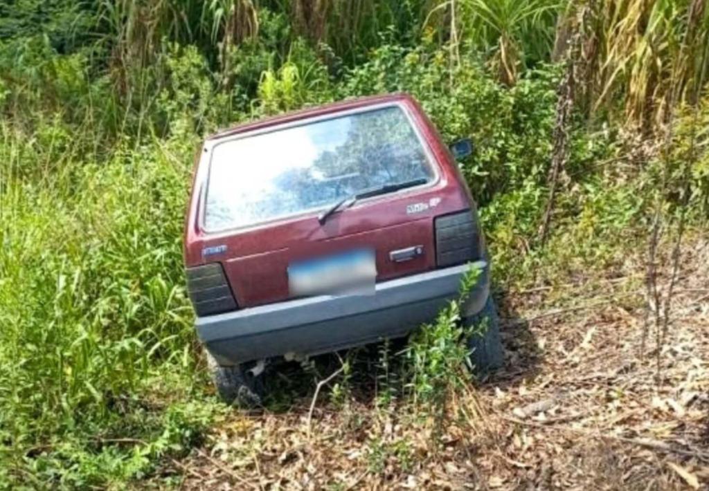 Polícia Militar recupera veículo furtado em Atalanta